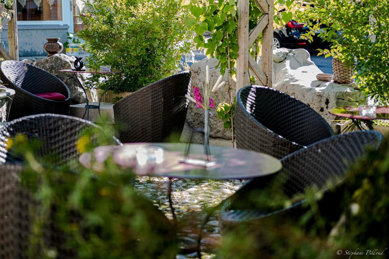 Hotel De La Truite & Spa Le Petit Nautilus Le Pont Экстерьер фото