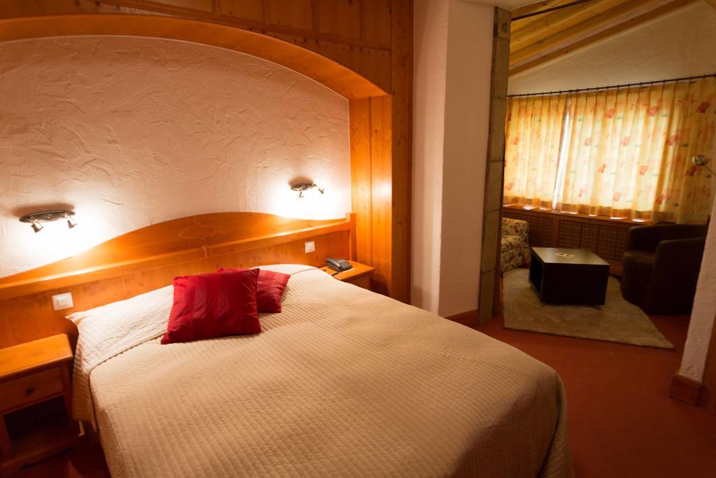Hotel De La Truite & Spa Le Petit Nautilus Le Pont Номер фото