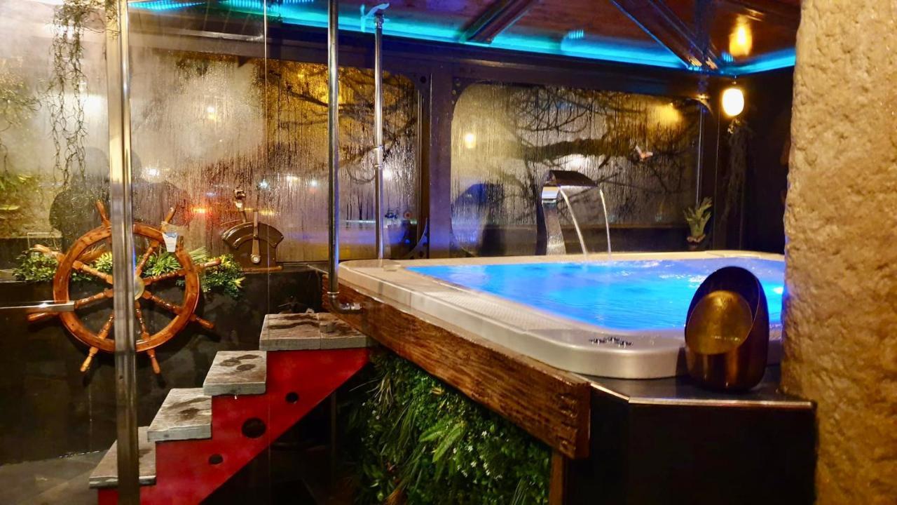 Hotel De La Truite & Spa Le Petit Nautilus Le Pont Экстерьер фото