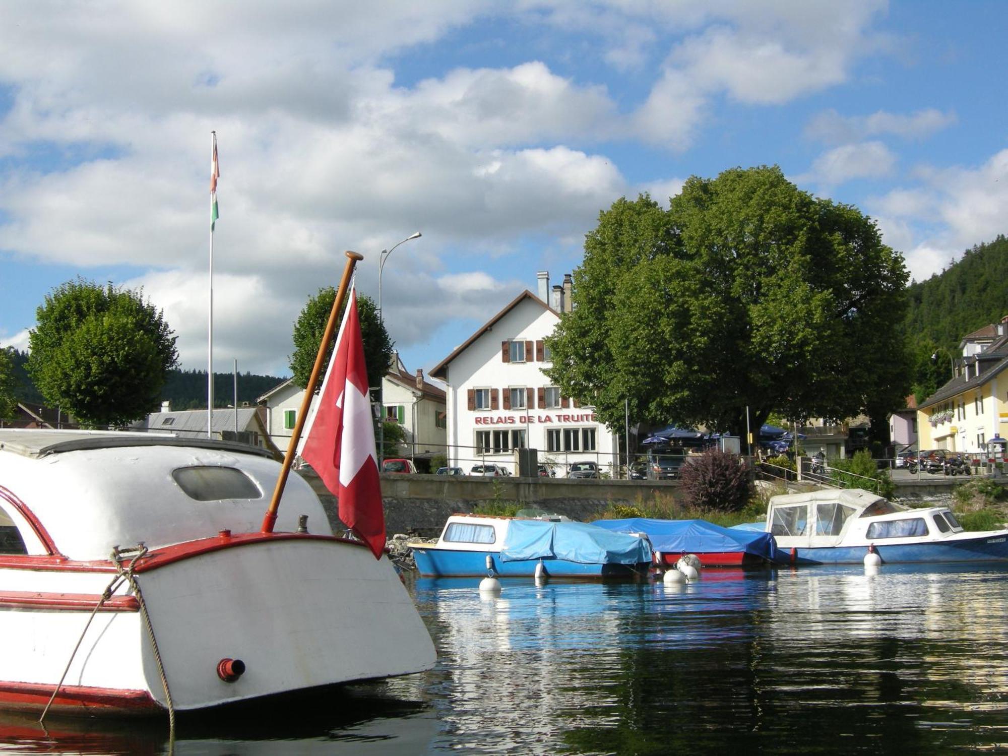 Hotel De La Truite & Spa Le Petit Nautilus Le Pont Экстерьер фото
