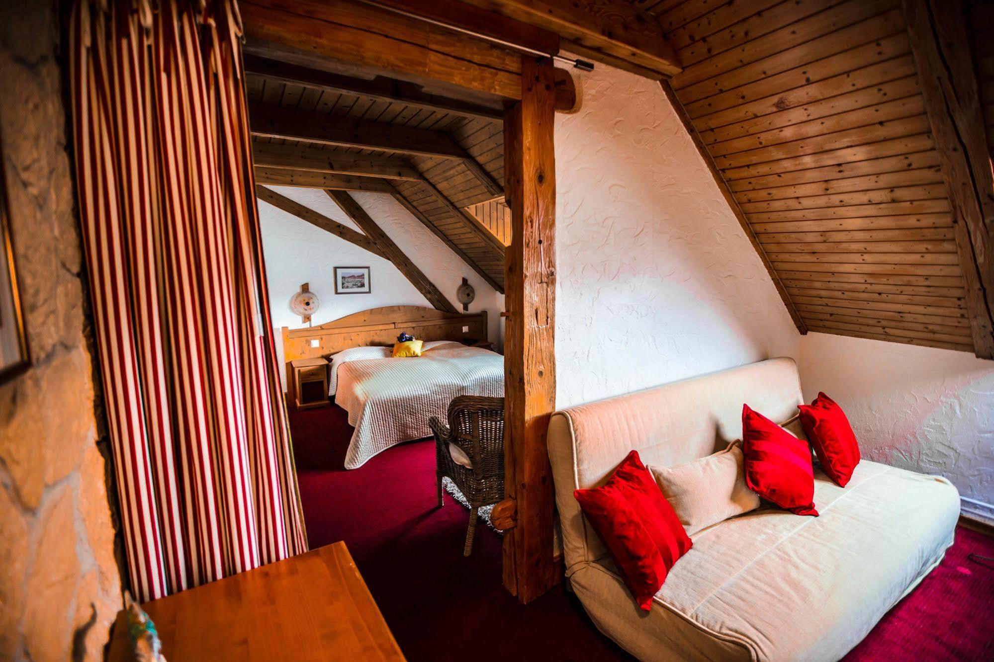 Hotel De La Truite & Spa Le Petit Nautilus Le Pont Экстерьер фото